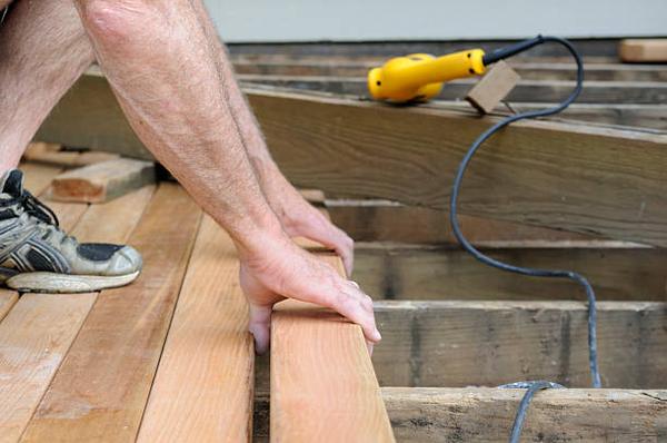 Professional Deck Builders in Tacoma for Exceptional Results