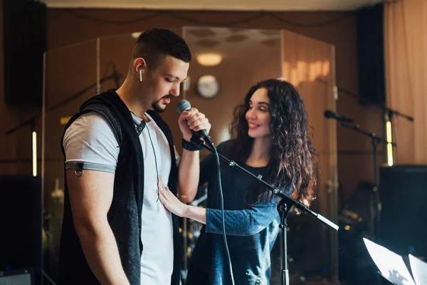 From Notes to Notable Growth: How Music Lessons Elevate Your Child’s Personality