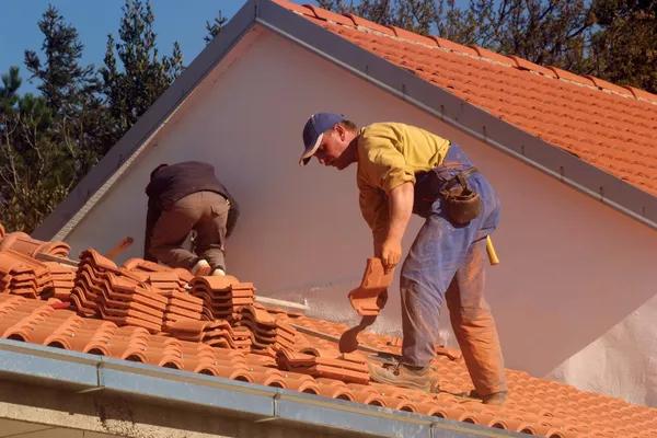 Flat Roof Repair Services in Syracuse: What You Should Know