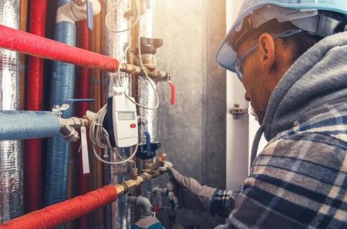 Ways HVAC Contractors Manage Training Programs for Staff