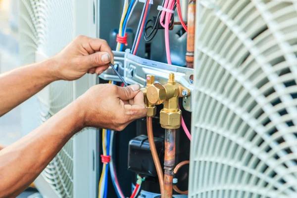 When to Call for Air Conditioning Repair in Louisville